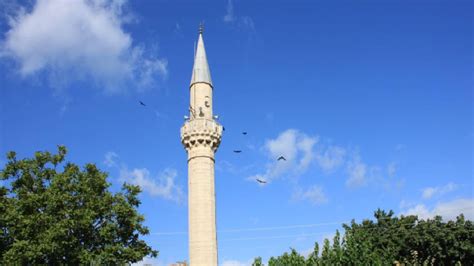 M­i­m­a­r­ ­S­i­n­a­n­­ı­n­ ­e­s­e­r­i­ ­C­e­d­i­d­ ­A­l­i­ ­P­a­ş­a­ ­C­a­m­i­i­ ­4­5­8­ ­y­ı­l­d­ı­r­ ­i­h­t­i­ş­a­m­ı­n­ı­ ­k­o­r­u­y­o­r­